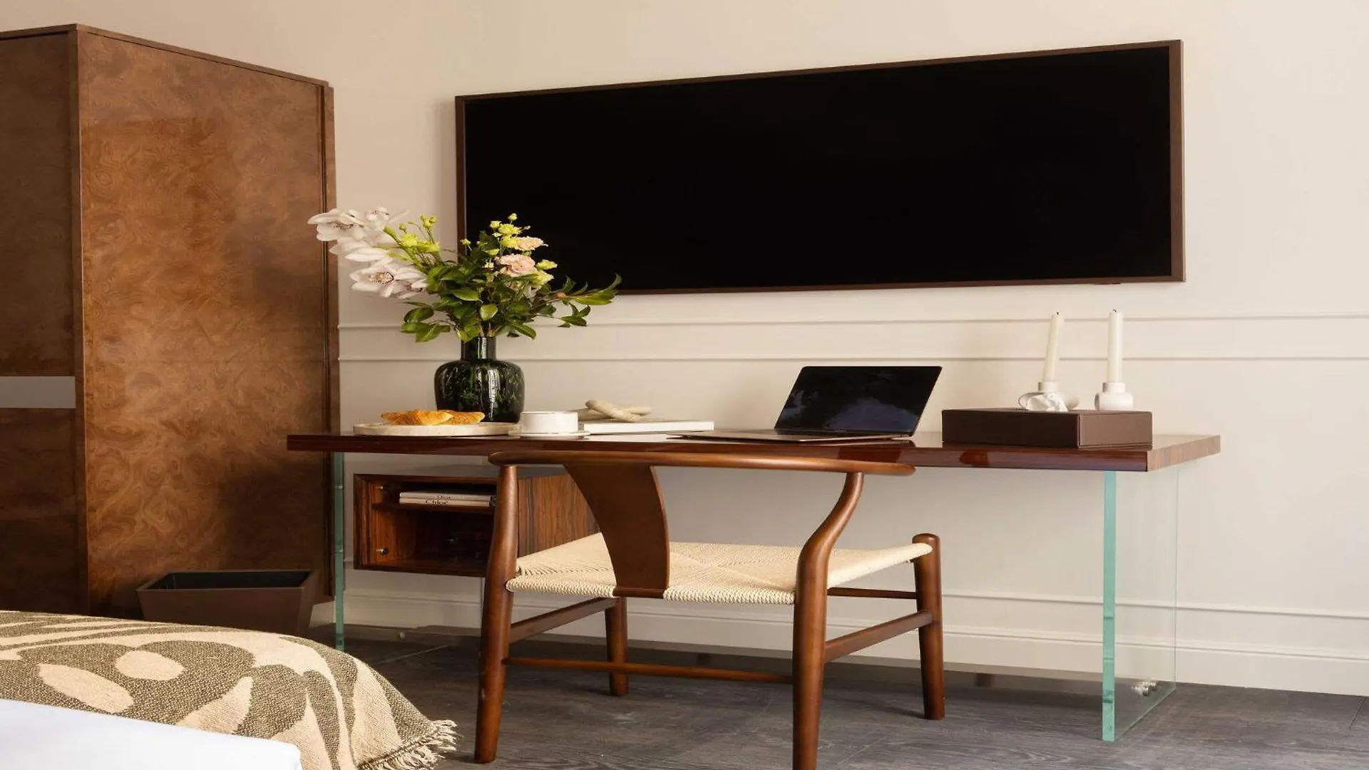 Palais Bourbon Hotel - Room 42 - 2P - Invalides Paris Apartment
