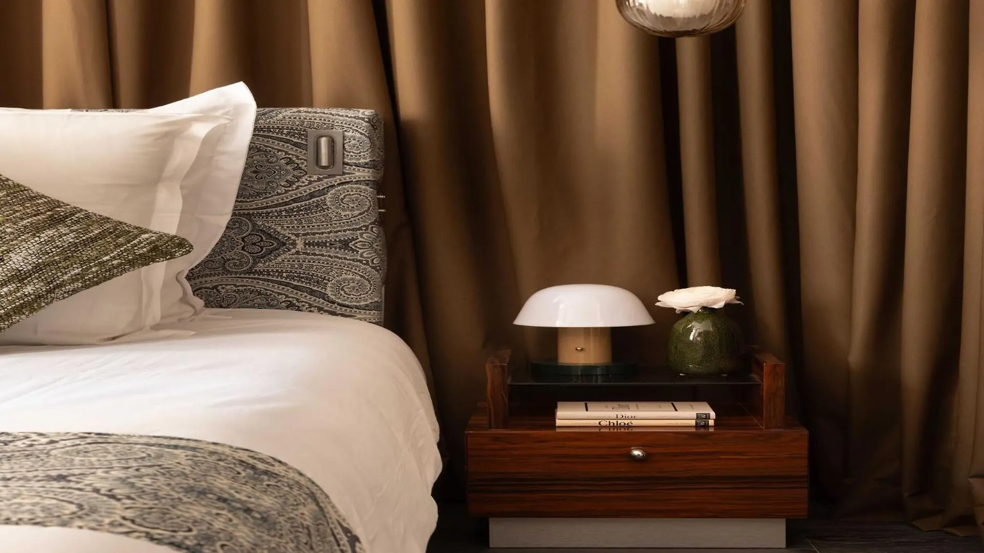 Palais Bourbon Hotel - Room 42 - 2P - Invalides Paris